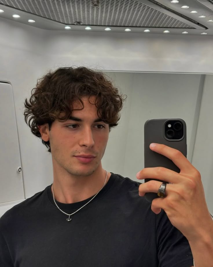 Mario P.